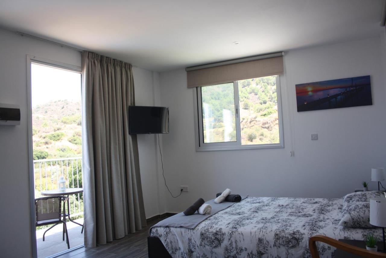 Holiday Apartments,Polynikis Sea-Cret, Pachyammos Buitenkant foto